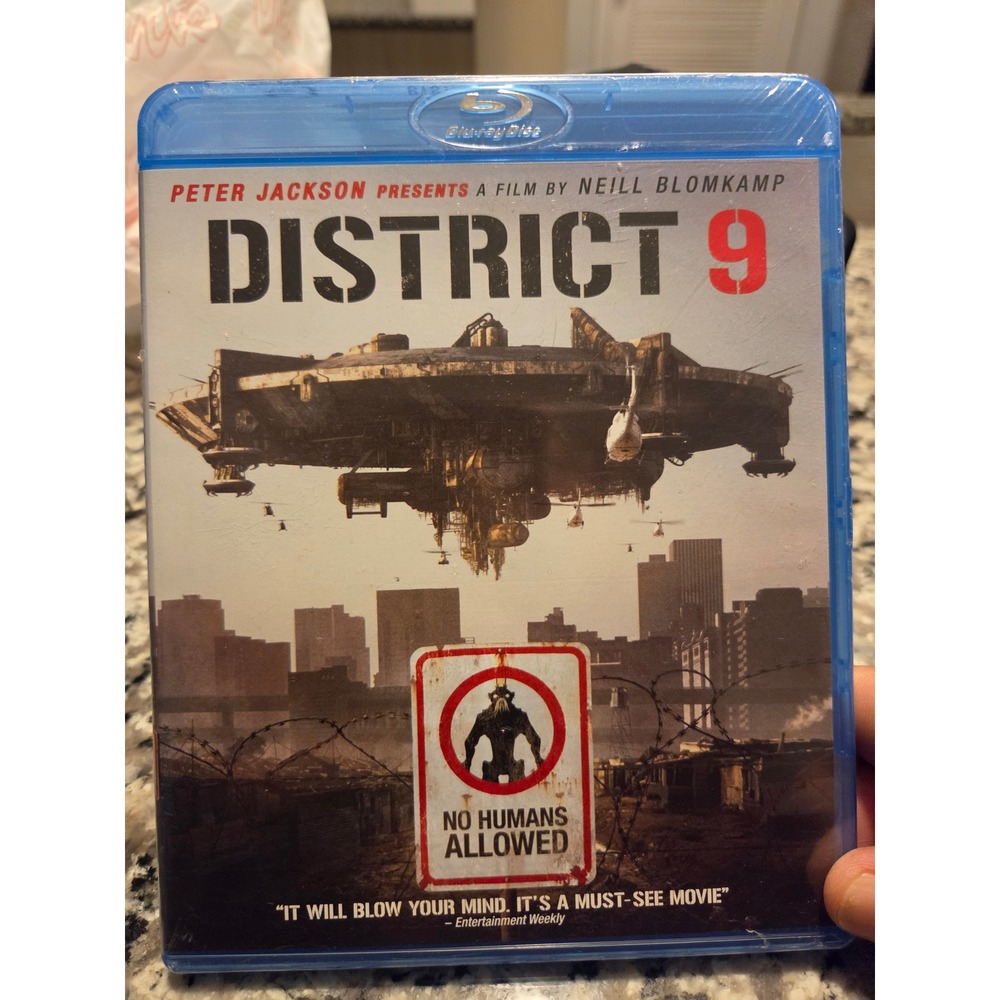 Sony District 9 Blu-ray Movie Unisex OS Blue SciFi Thriller Peter Jackson Sealed